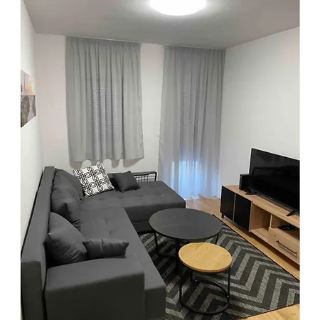 B Apartamento *